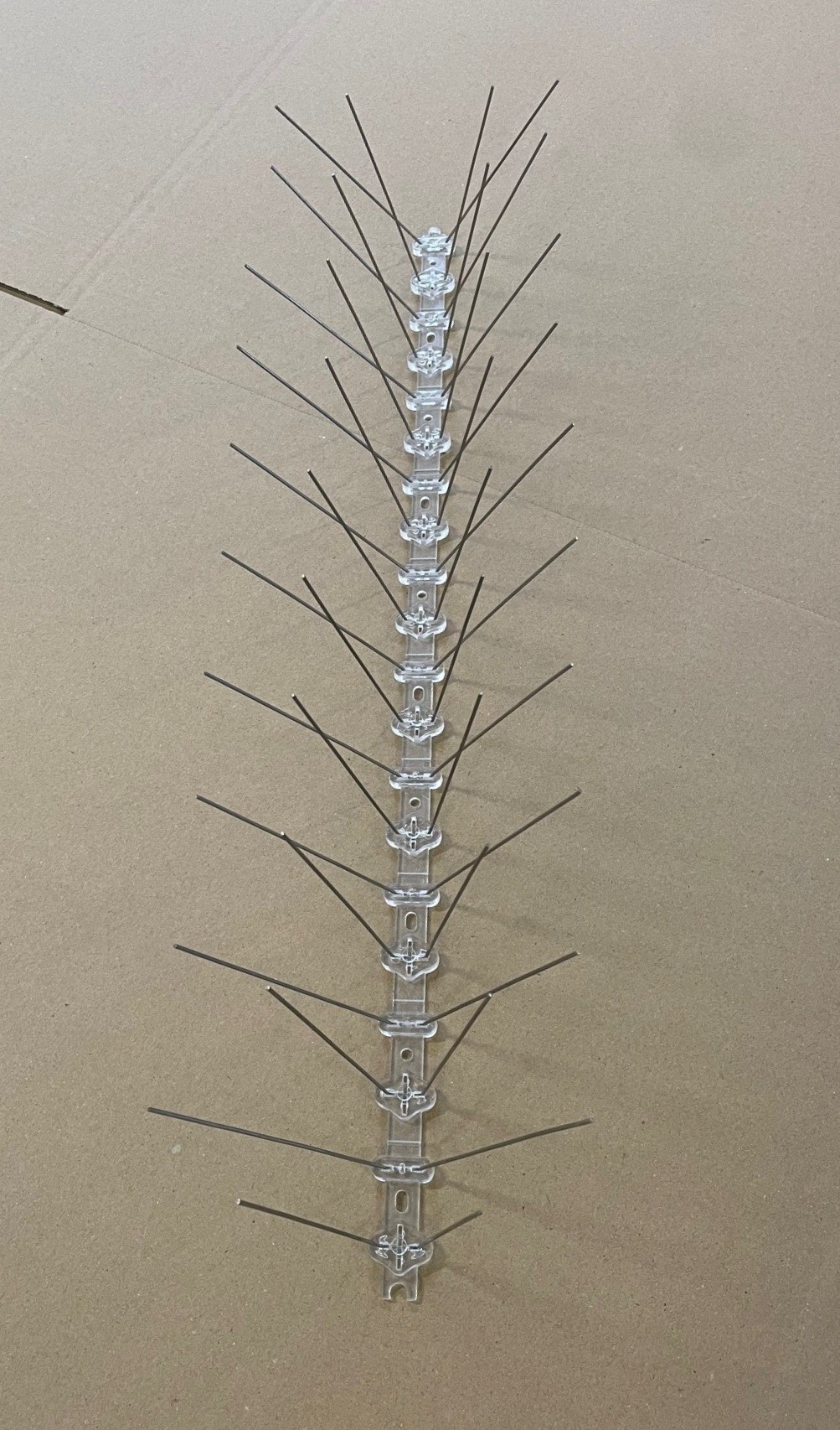 Fuglepigge til duer, dobbelt, 50 cm. Fuglepigge til duer, dobbelt, 50 cm.